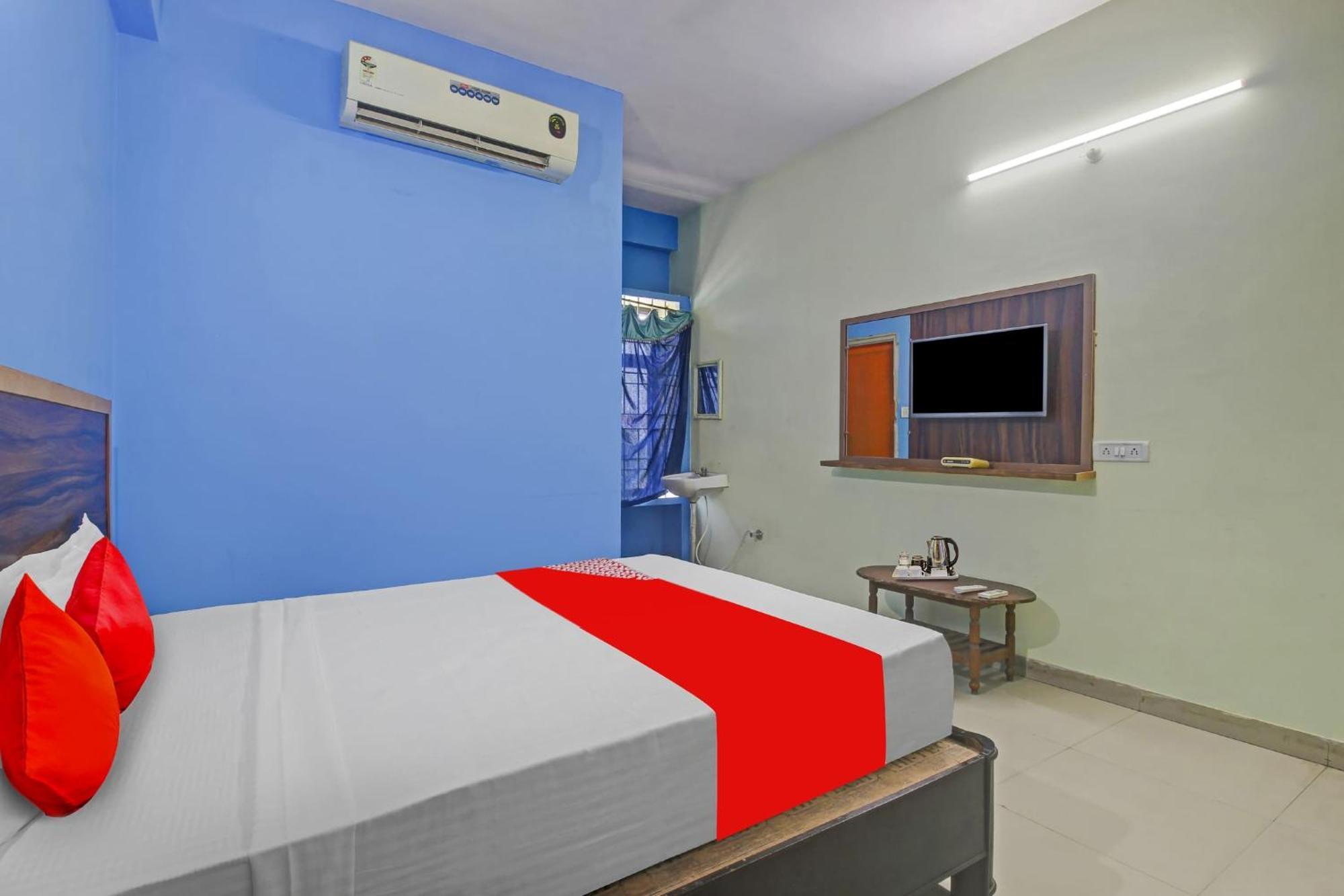 Hotel O Satya Inn Karimnagar Екстериор снимка
